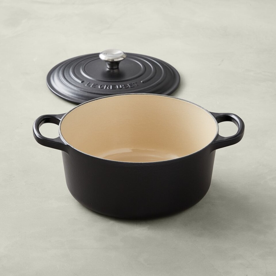Le Creuset Signature Enameled Cast Iron Round Dutch Oven Williams
